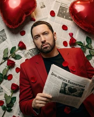 Фотосессия на День святого Валентина с красным блейзером