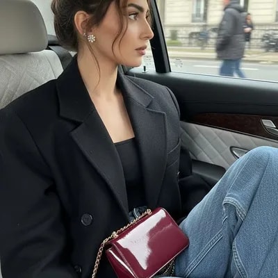 Create a photo

Close-up of the side profile of ...