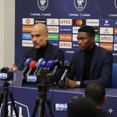 Фотки с пресс конференций , сгенерировать свою можете в нашем боте t.me/VeoSeeBot