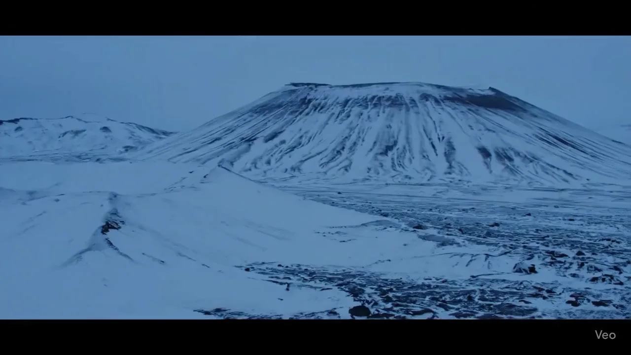 Новый промпт, интересный эффект, имейте ввиду ✅